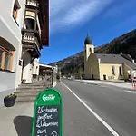 Post Aparthotel 3*